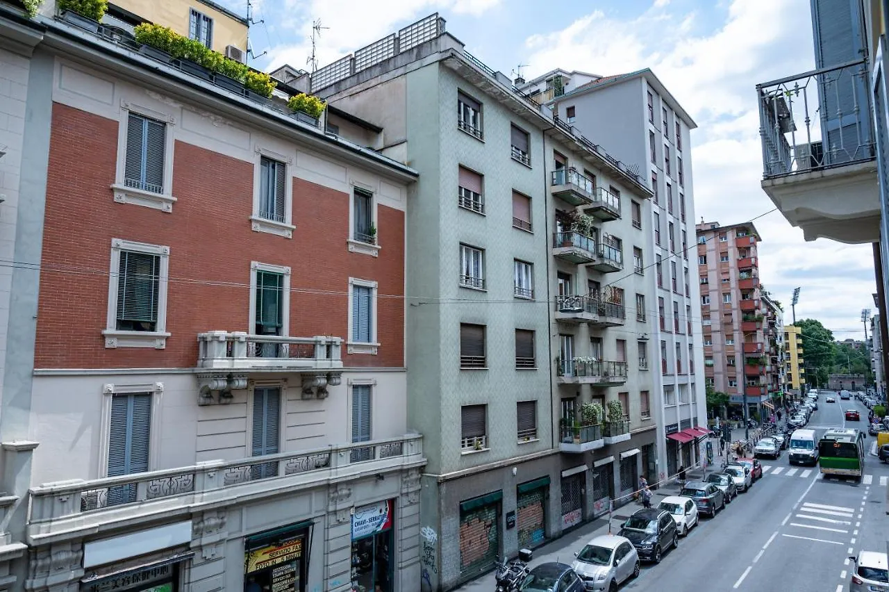 Bilocale Zona Arena Apartamento Milão